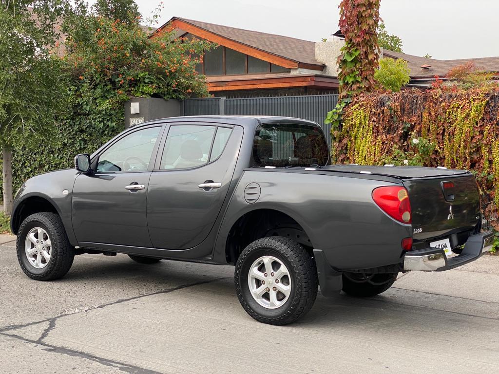 MITSUBISHI L200 2015 - VENDIDA