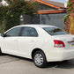 TOYOTA YARIS 2010 - Vendido