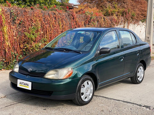 TOYOTA YARIS 2000 - Vendido