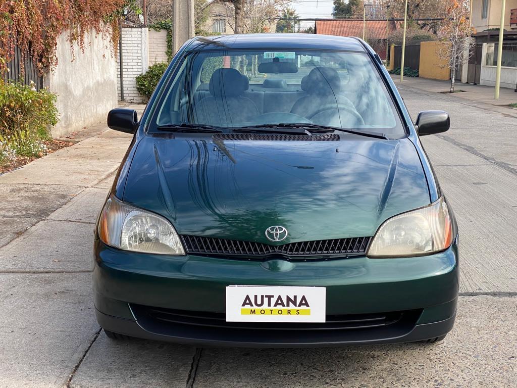 TOYOTA YARIS 2000 - Vendido