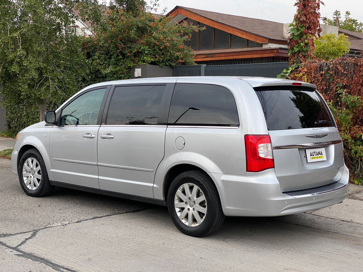 CHRYSLER TOWN COUNTRY 2012 - Vendido