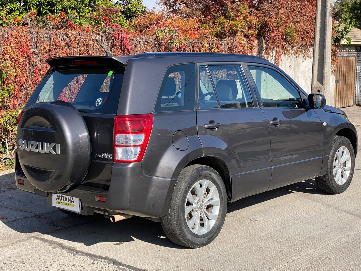 SUZUKI GRAND NOMADE 2017 - Vendido