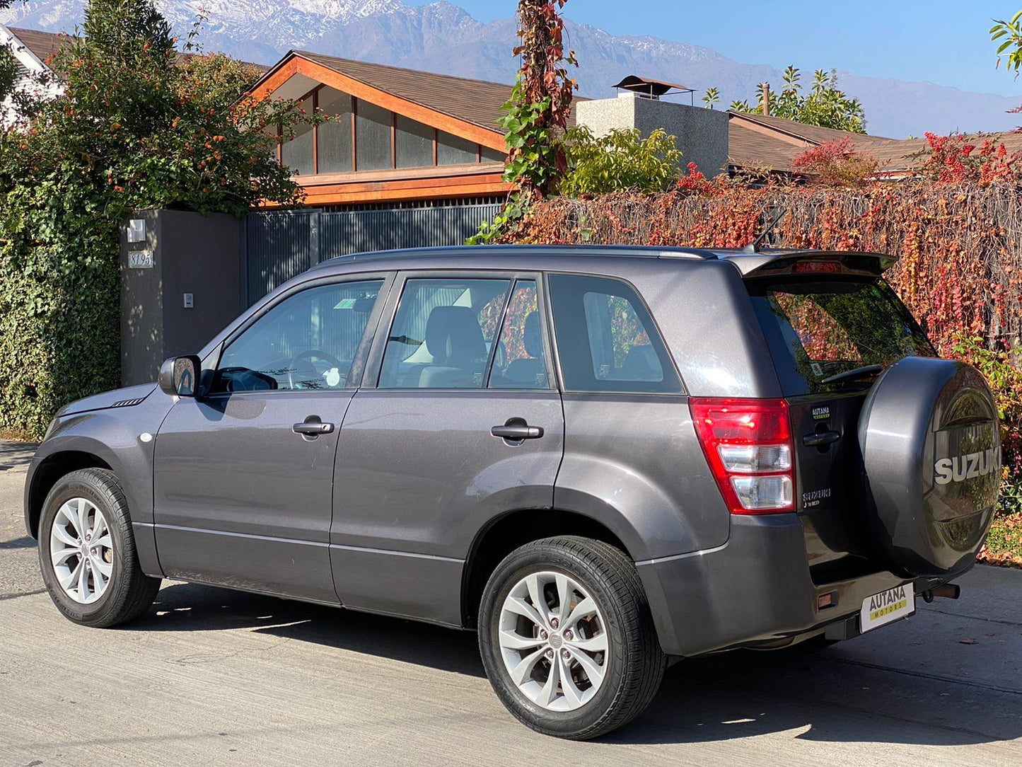 SUZUKI GRAND NOMADE 2017 - Vendido