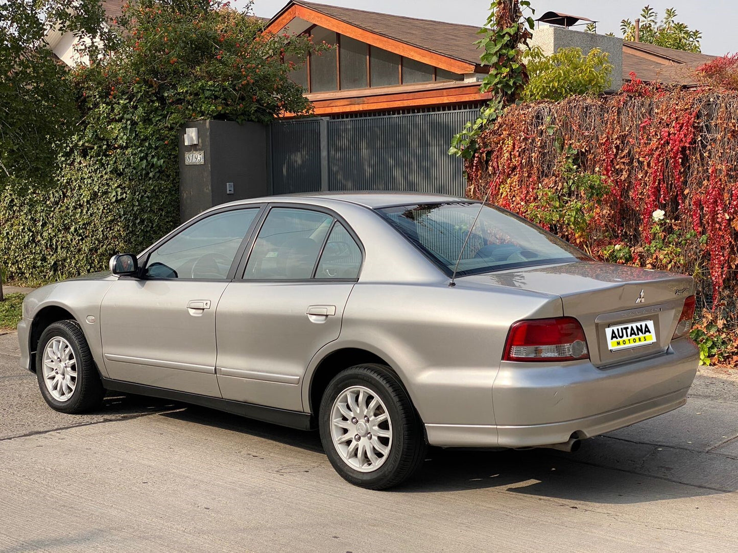 MITSUBISHI GALANT 2006 - Vendido