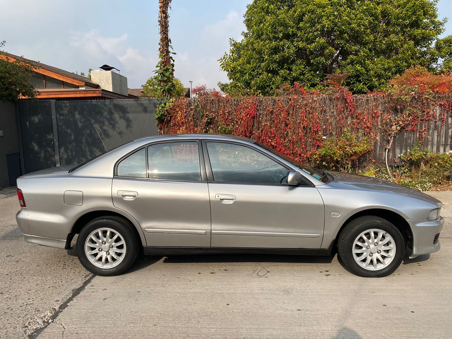 MITSUBISHI GALANT 2006 - Vendido