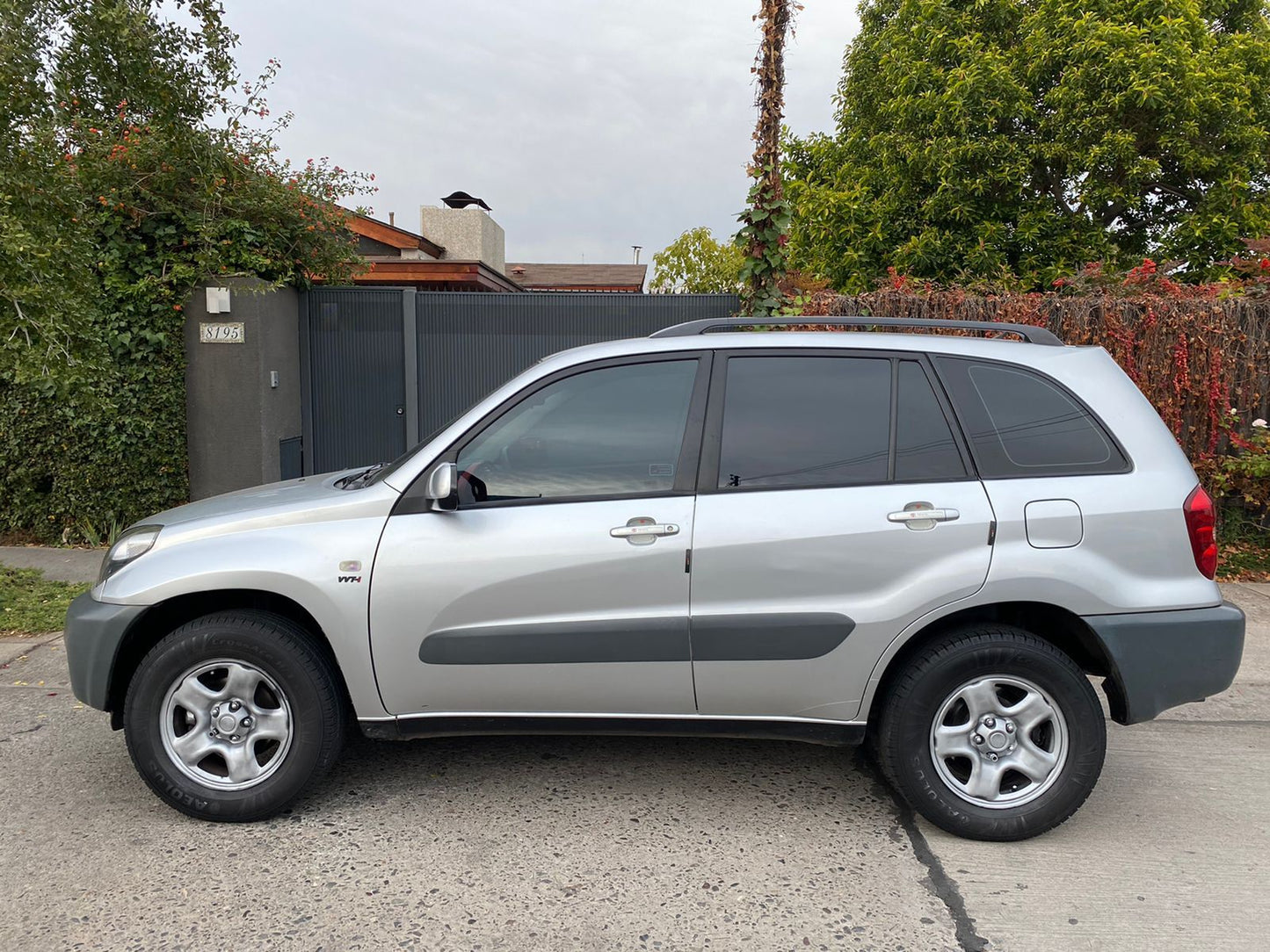 TOYOTA RAV4 2006 - Vendido