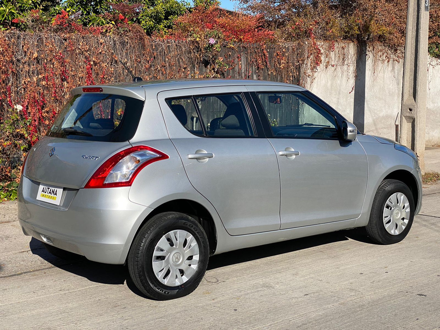 SUZUKI SWIFT 2014 - Vendido