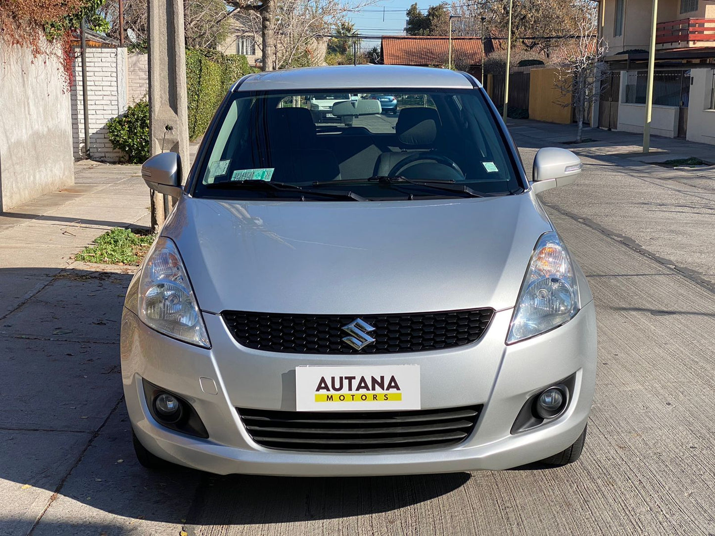 SUZUKI SWIFT 2014 - Vendido