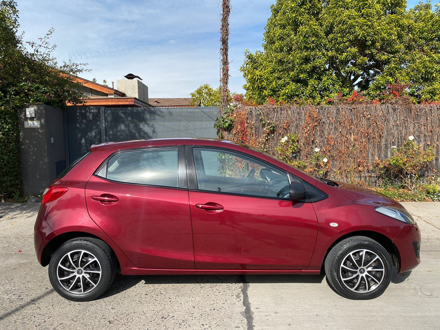 MAZDA 2 2013 - VENDIDO