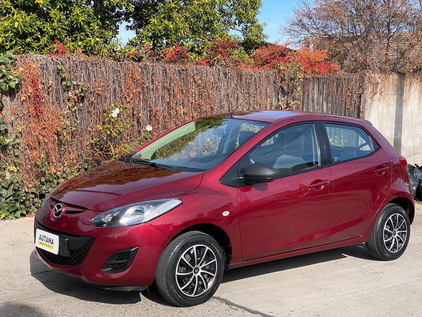 MAZDA 2 2013 - VENDIDO