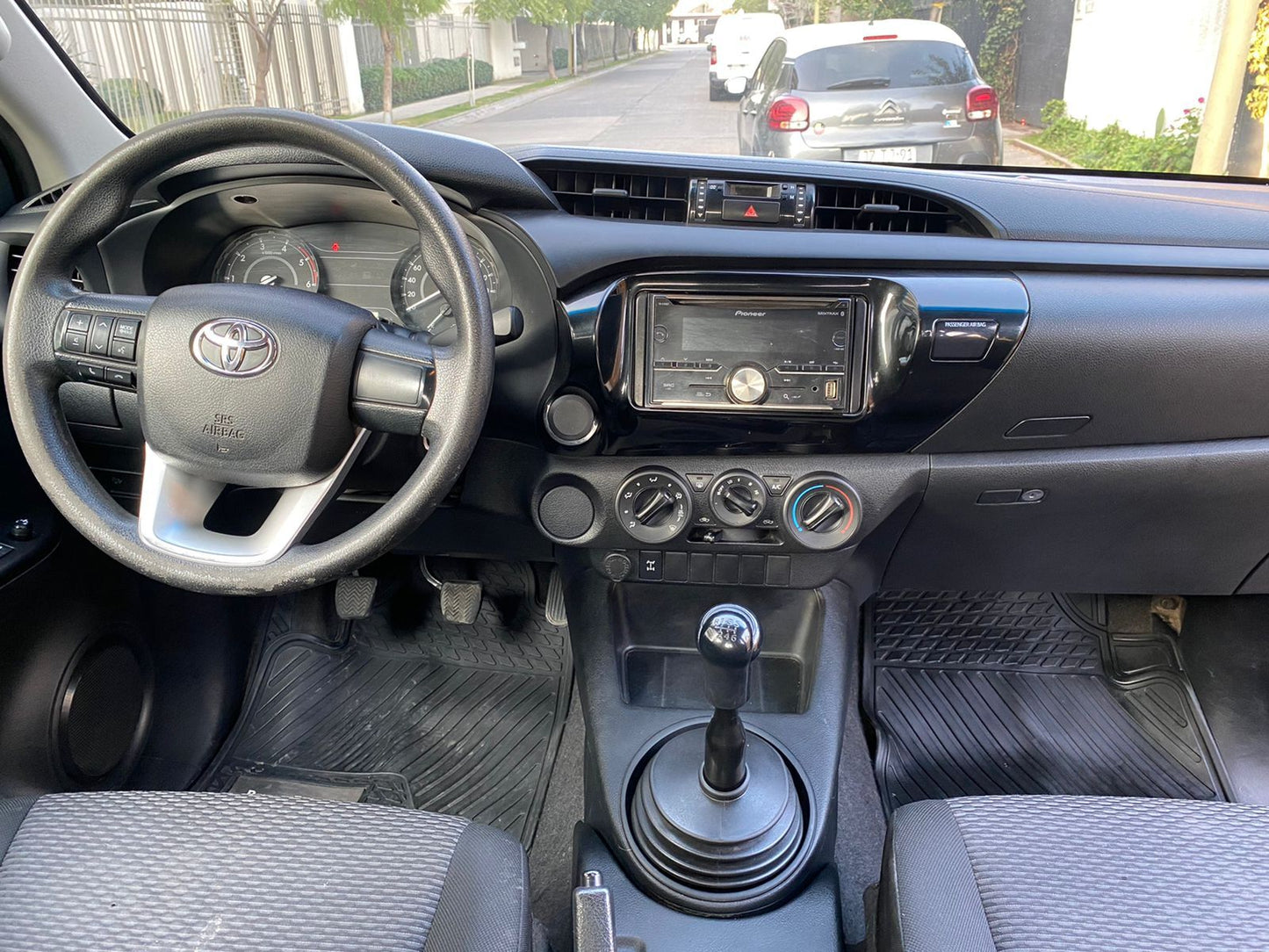 TOYOTA HILUX 2019 - VENDIDO