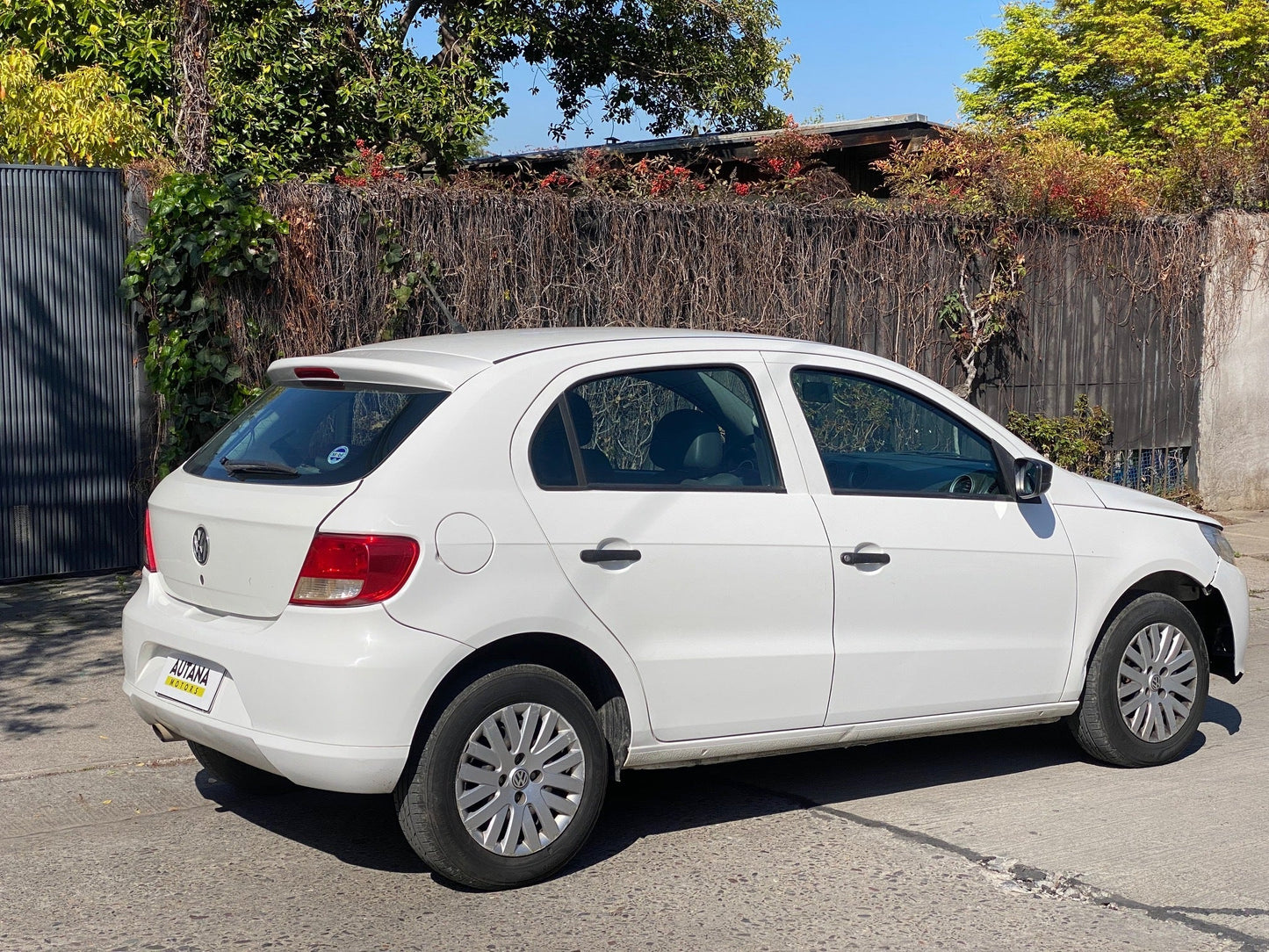 VOLKSWAGEN GOL 2011 - VENDIDO