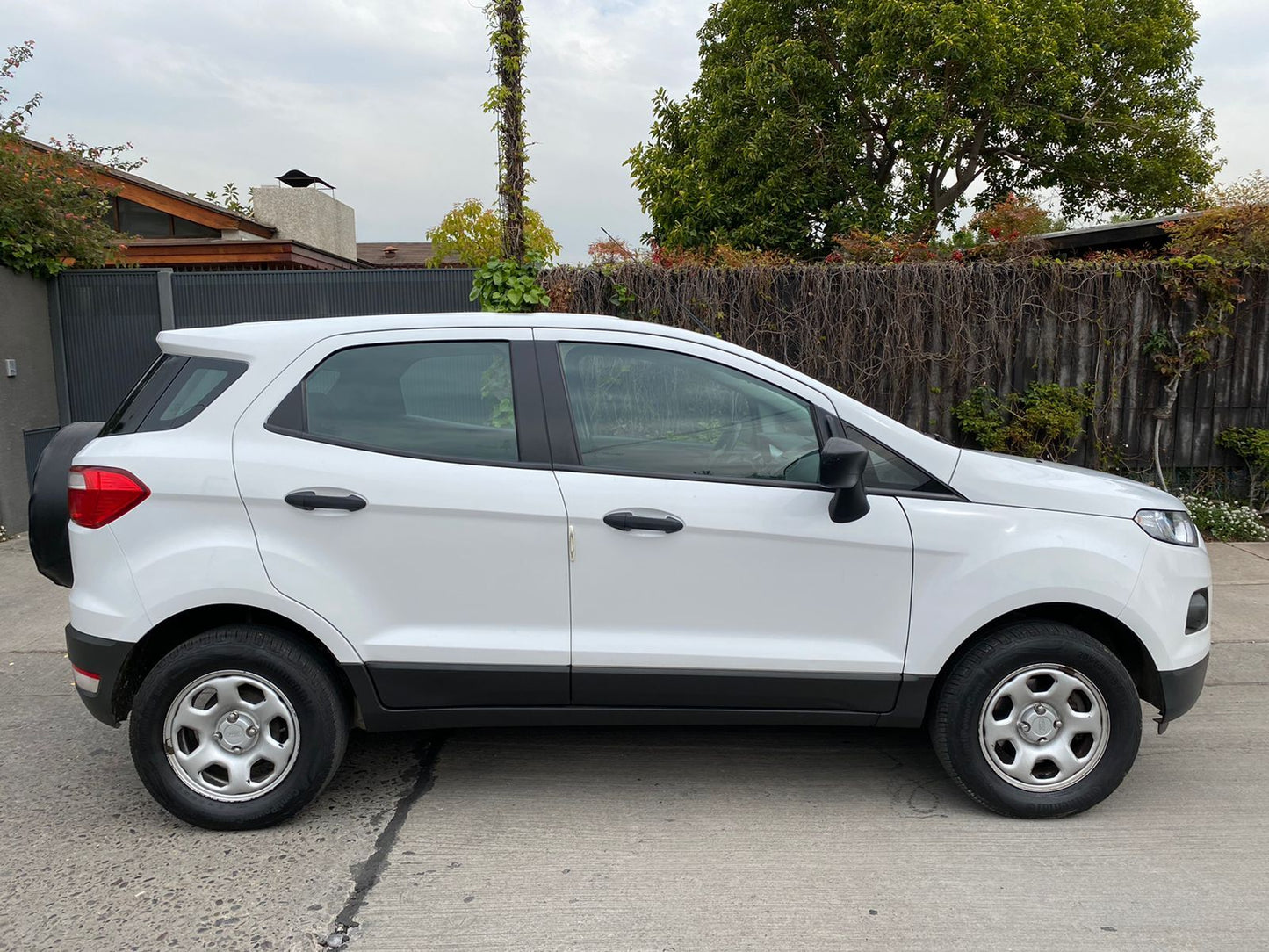 FORD ECOSPORT 2017