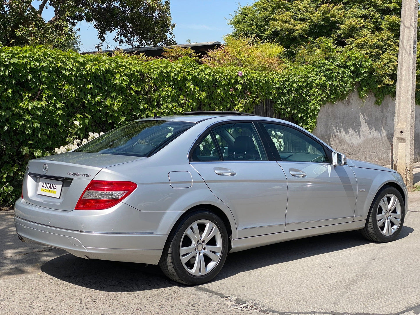 MERCEDES BENZ C200 AVANTGARDE 2010