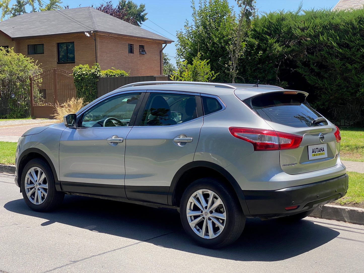 NISSAN QASHQAI 2016