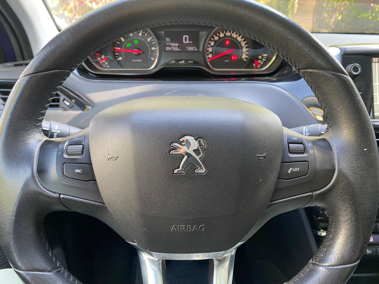 PEUGEOT 208 ALLURE 2015