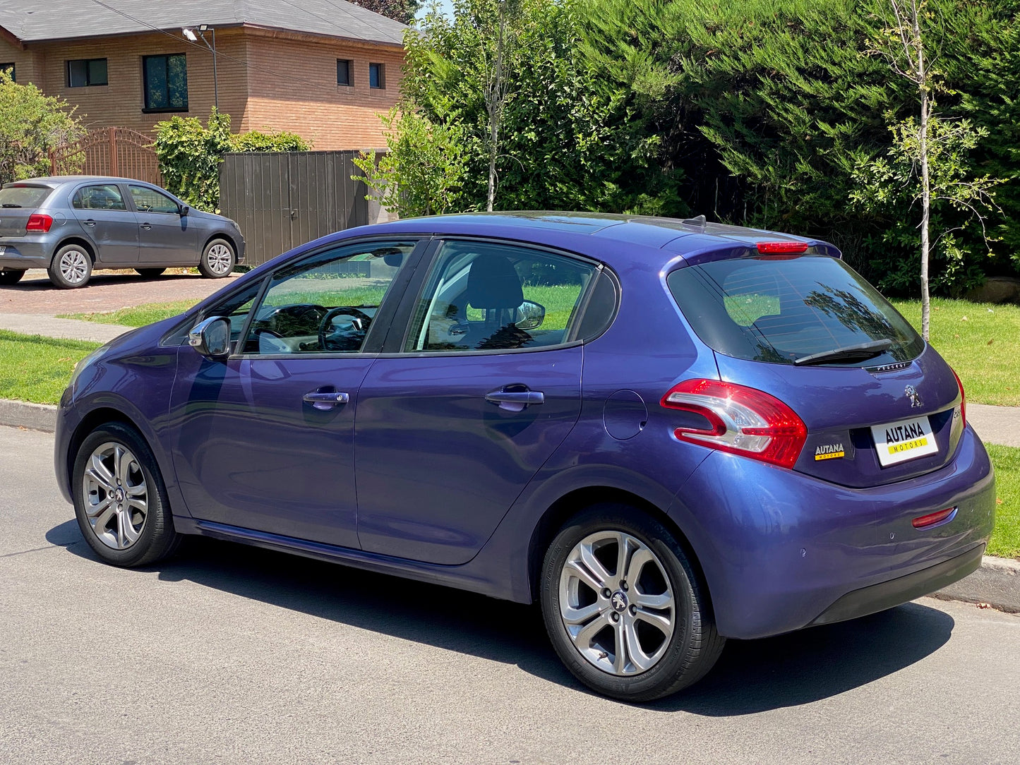 PEUGEOT 208 ALLURE 2015