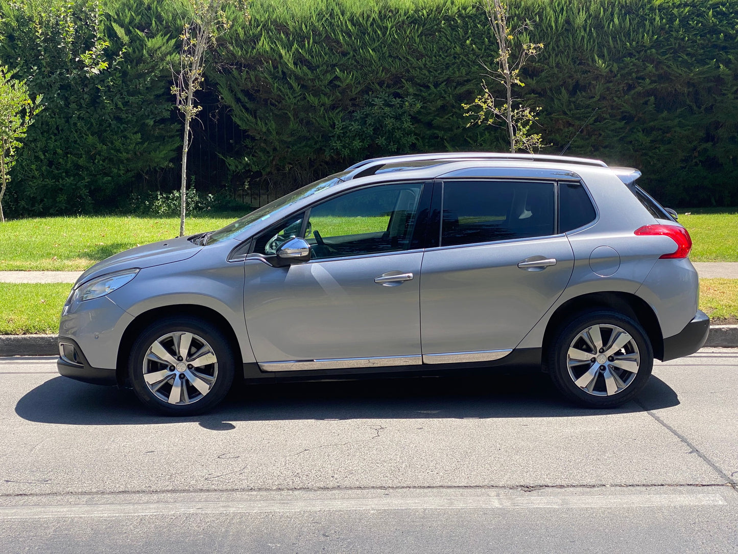 PEUGEOT 2008 DIESEL 2014