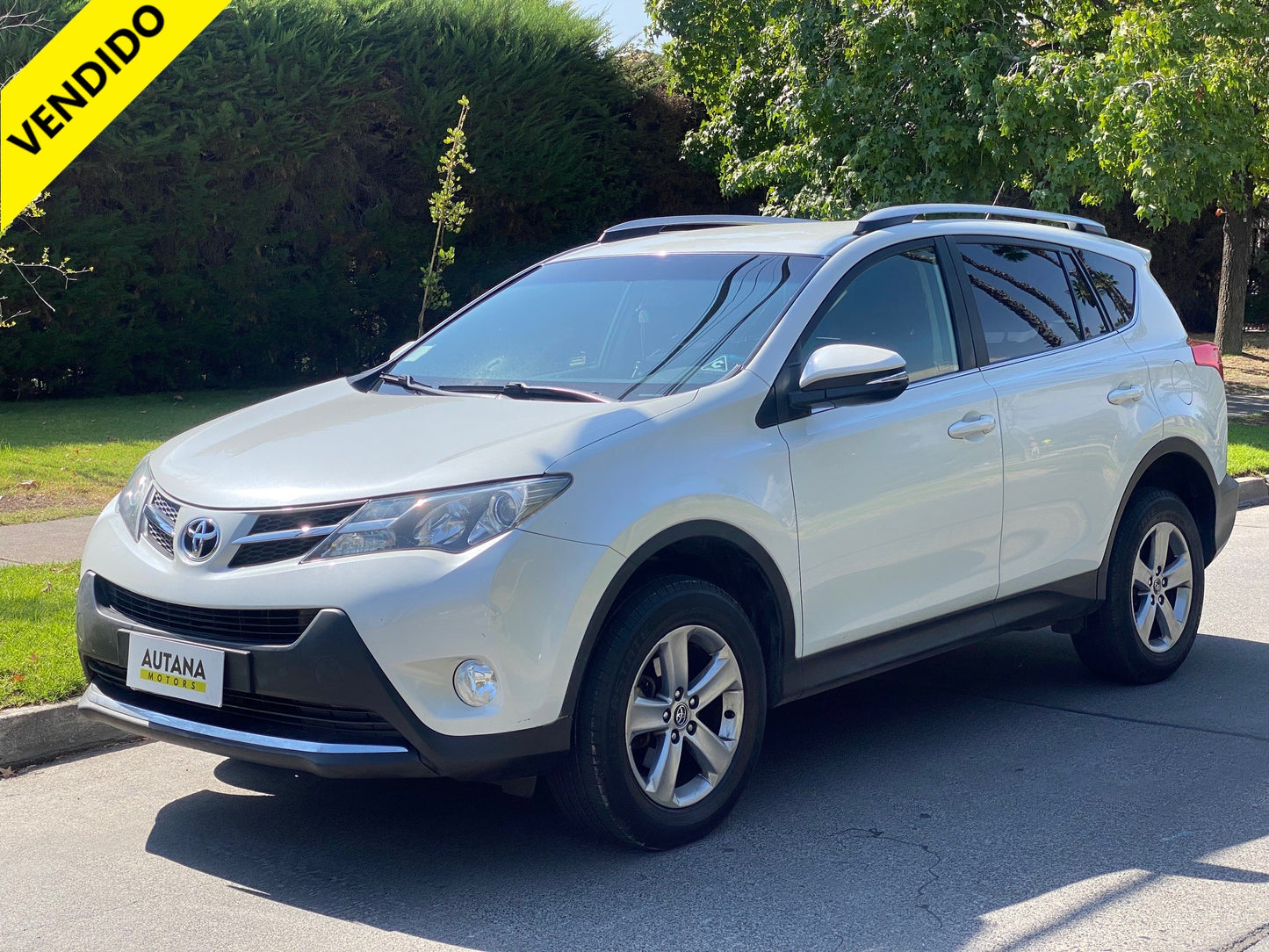 TOYOTA RAV4 2015